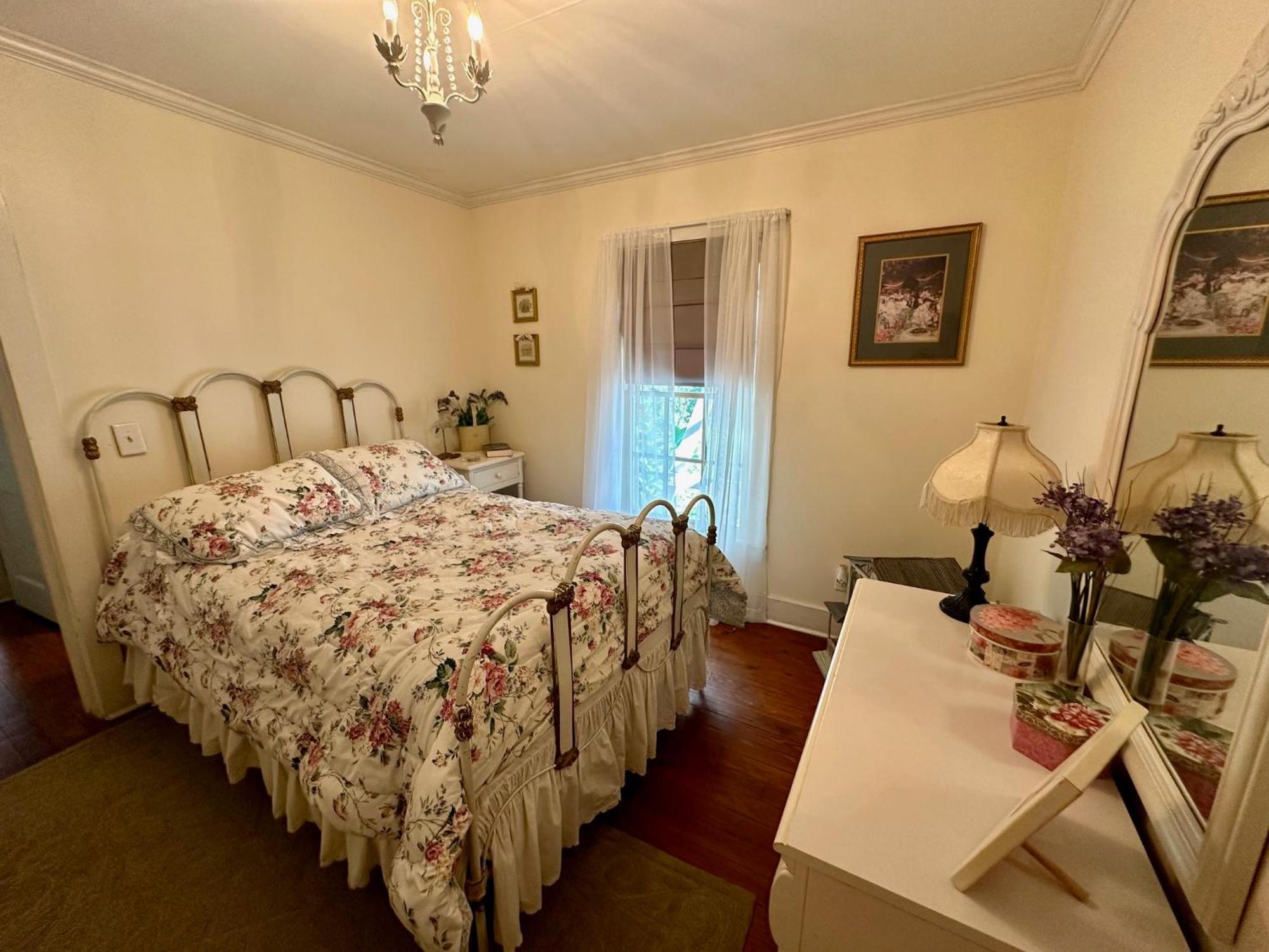 The Wynne House 3*